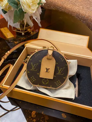 LOV2 Bags - Fashion Bags  2634