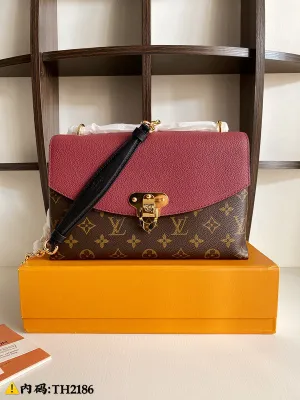 LOV2 Bags - Fashion Bags  2645