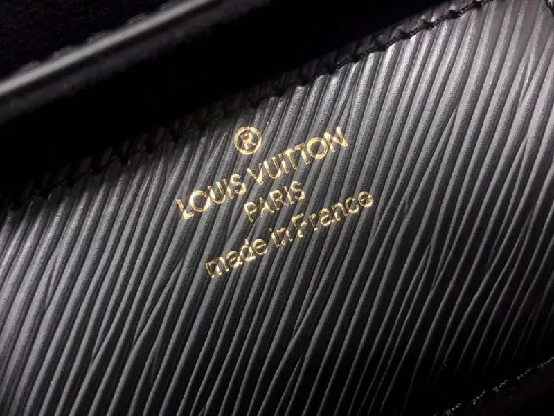 LOV2 Bags - Fashion Bags  2668