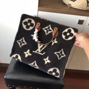 LOV2 Bags - Fashion Bags  2837