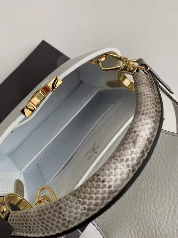LOV2 Bags - Fashion Bags  747