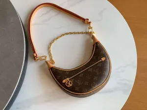 LOV2 Bags - Fashion Bags  759