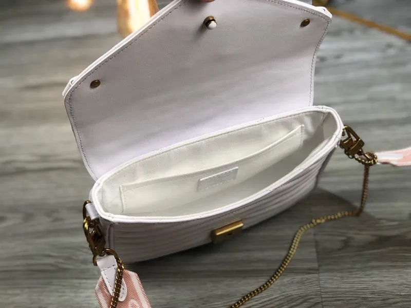 LOV2 Bags - Fashion Bags  822