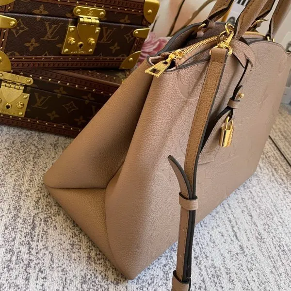 LOV2 Bags - Fashion Bags  845
