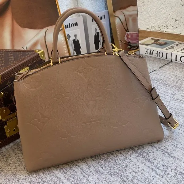 LOV2 Bags - Fashion Bags  845
