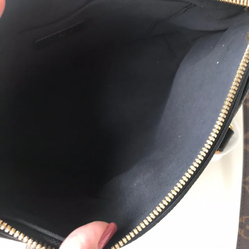 LOV2 Bags - Fashion Bags  889