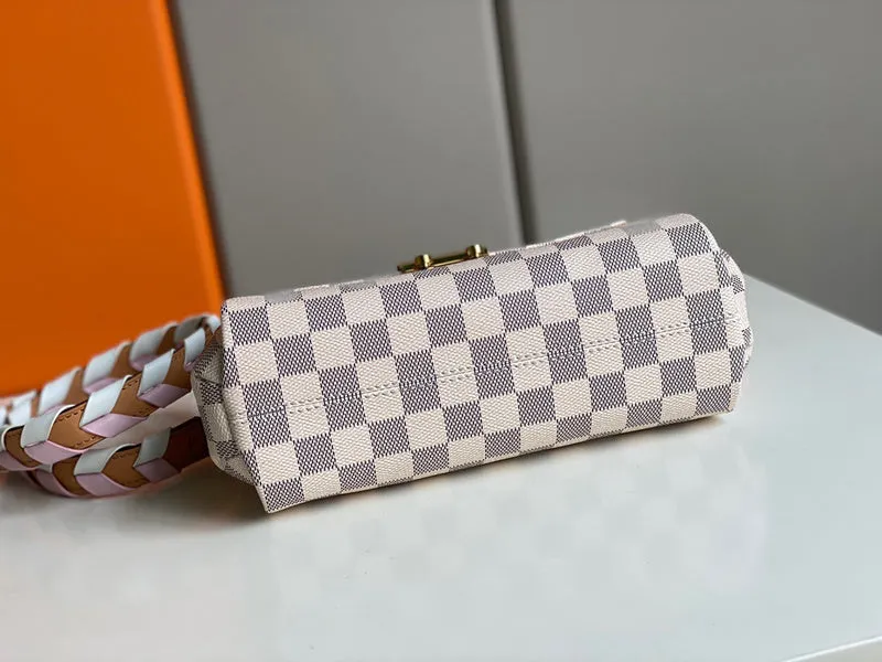 LOV2 Bags - Fashion Bags  906