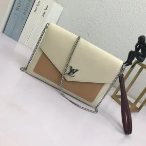 LOV2 Bags - Fashion Bags  942