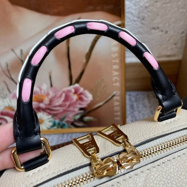 LOV2 Bags - Fashion Bags  957