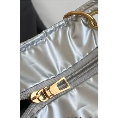 Luxurious Black Bubble Texture Chain Handbag for Elegant Evenings
