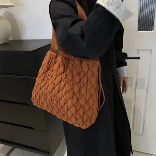 Luxurious Tote Bags
