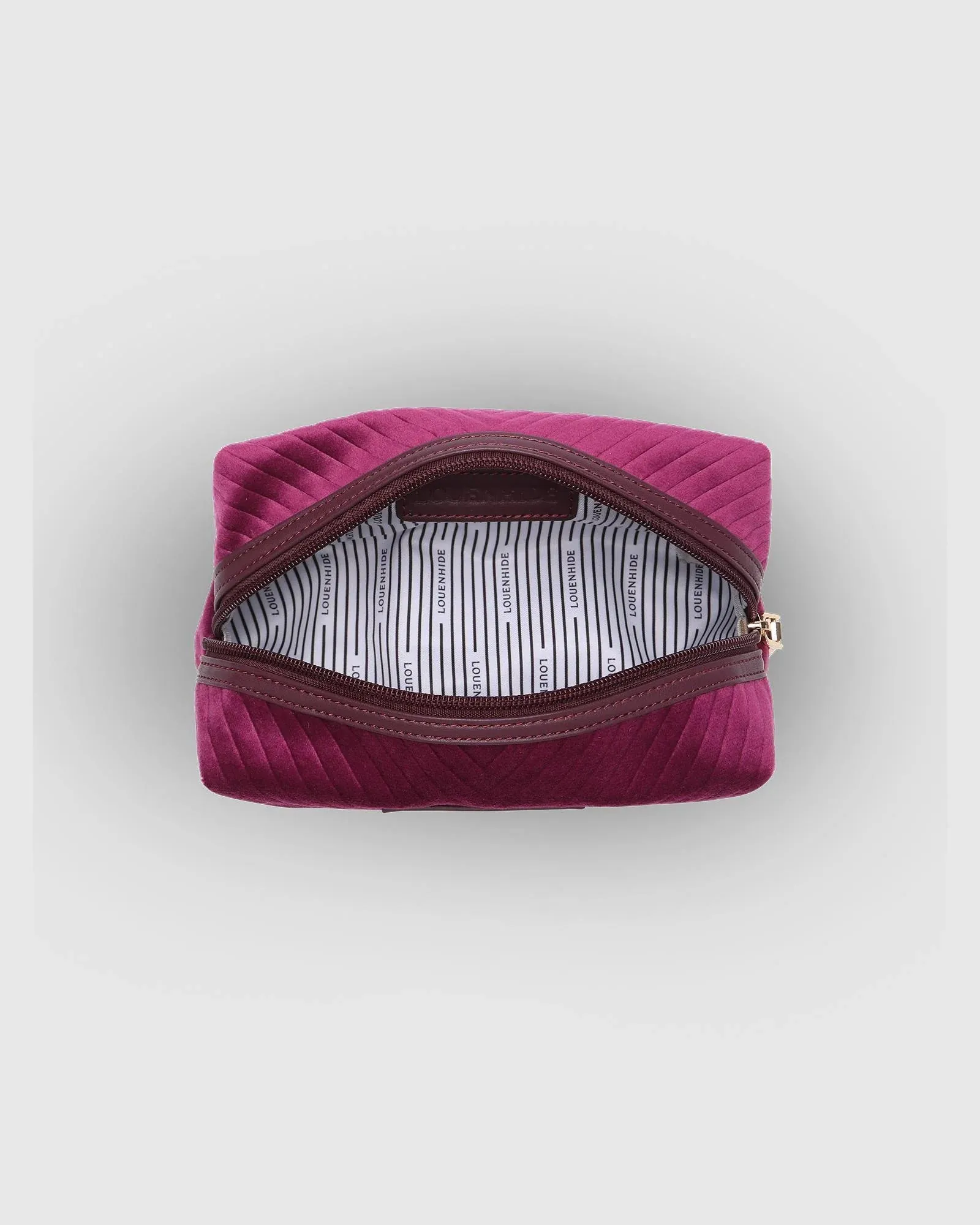 Mae Pouch