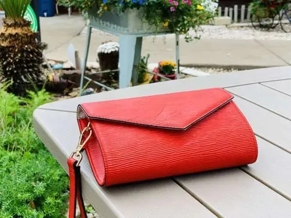 MAYA Tennis Tote Red