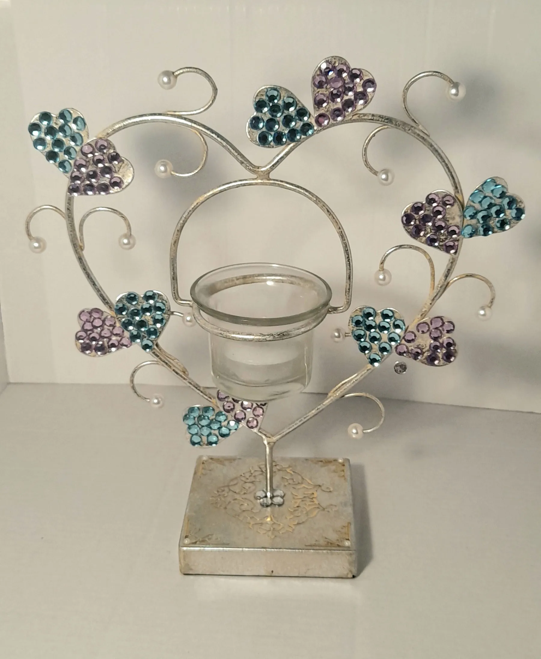 Metal art candle holders