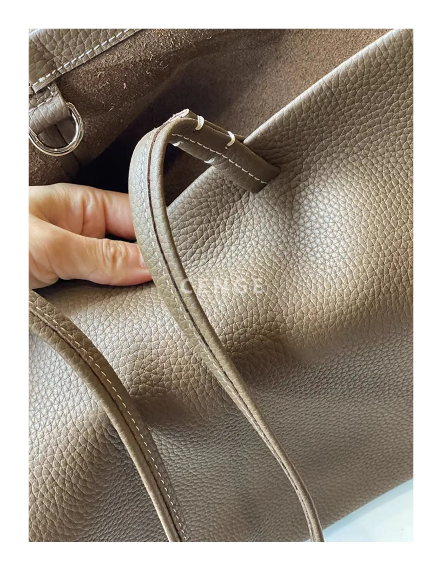Minimalist Leather Tote Bag