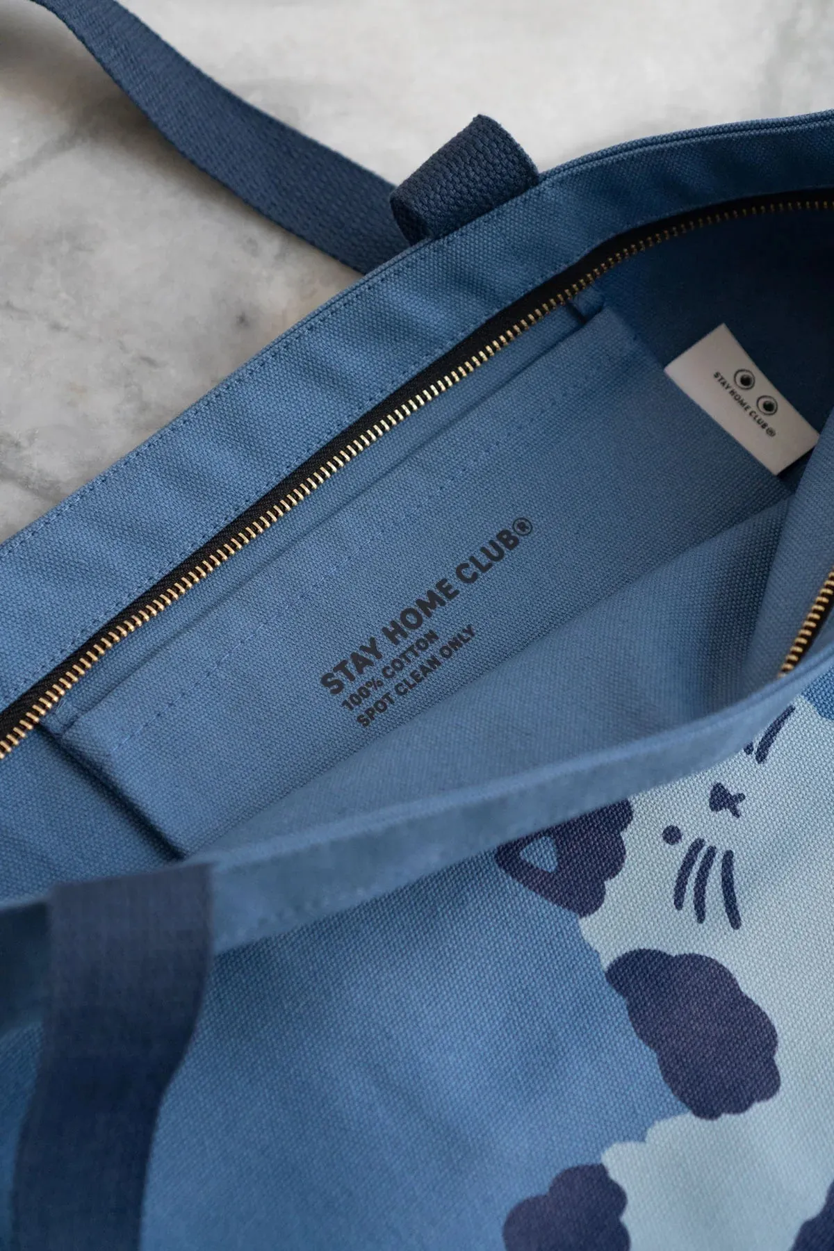 Overreact Big ZIp Tote