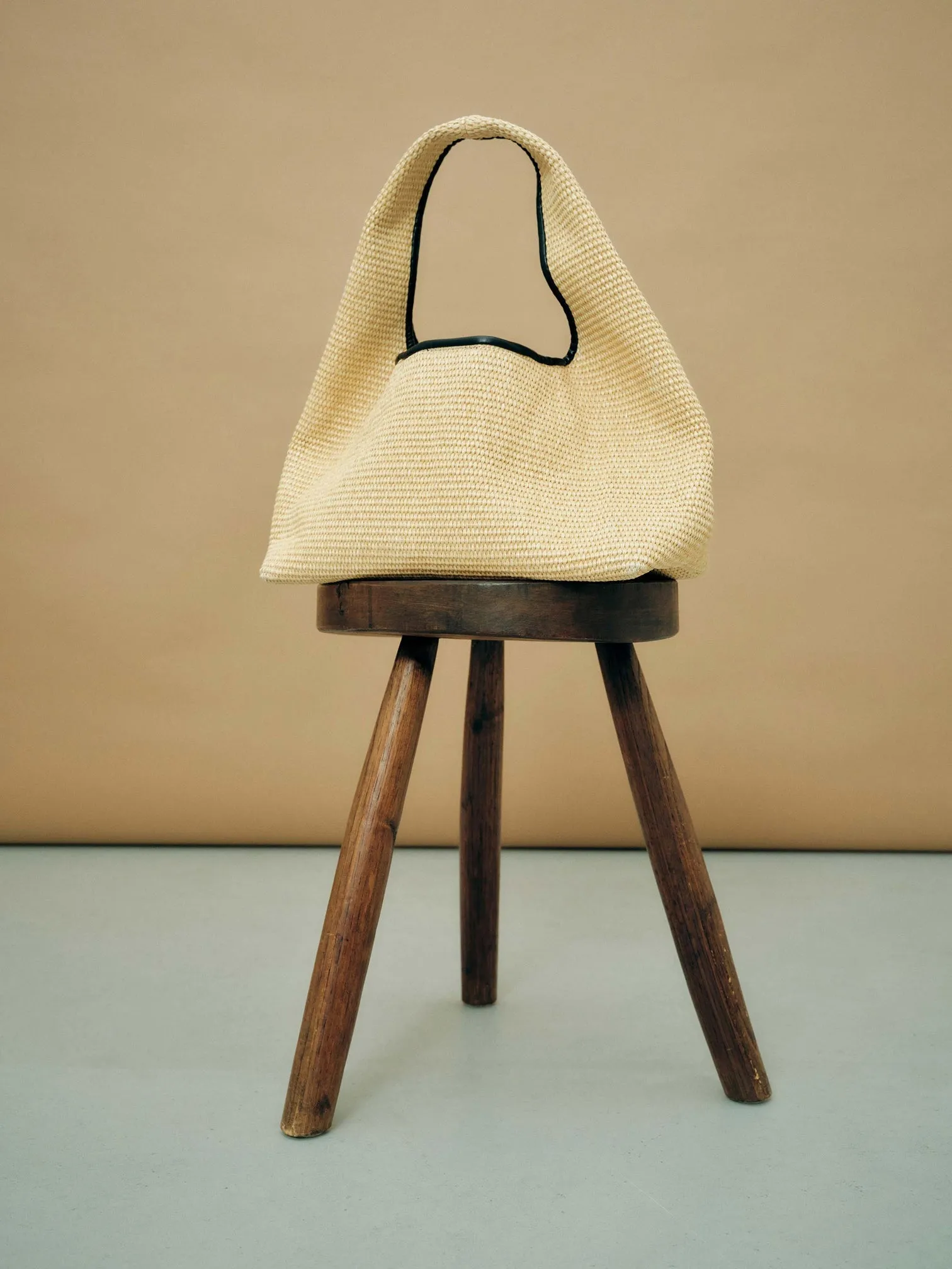 Rylan | Black Hobo Tote - Raffia