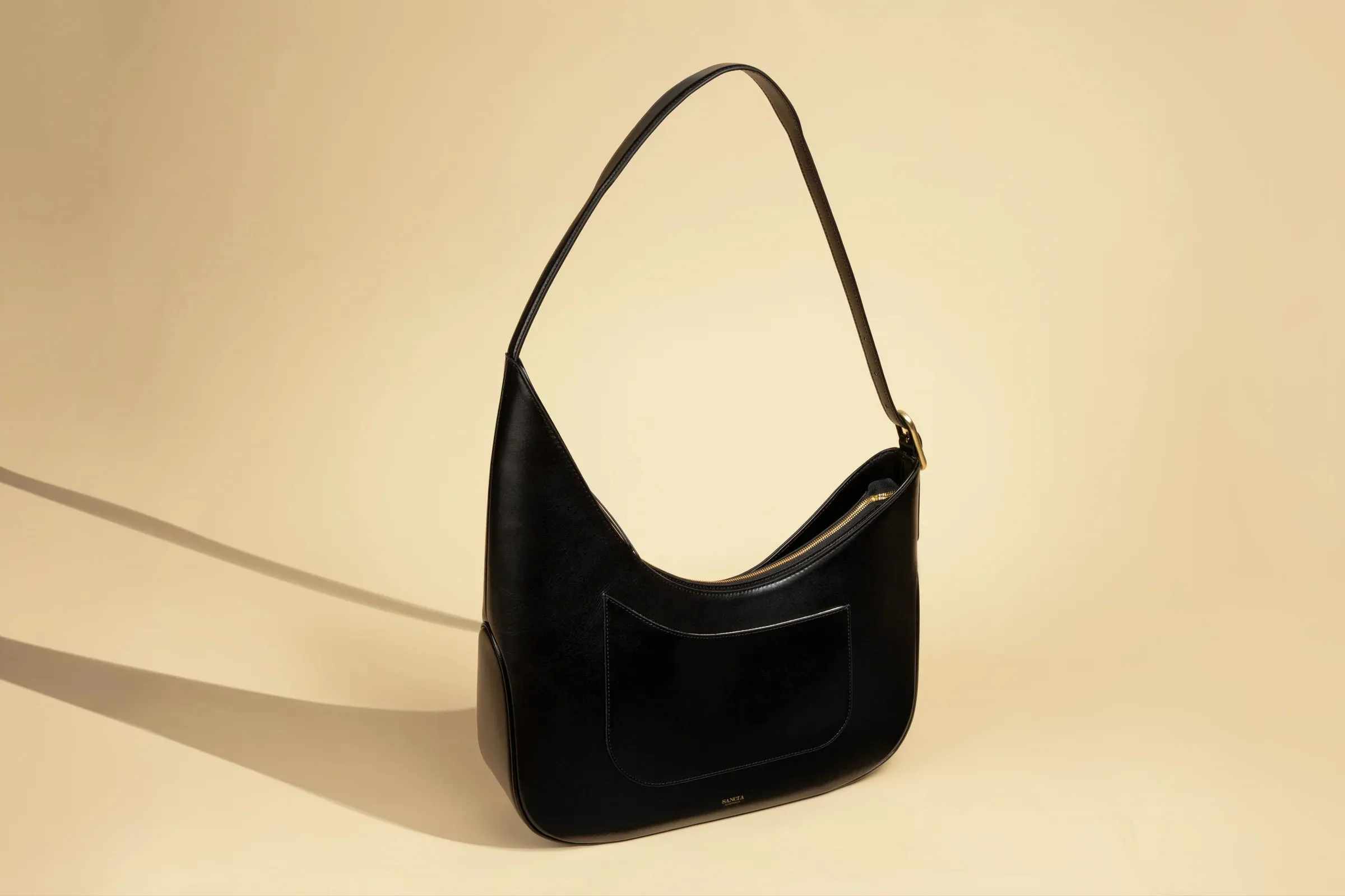 The Akela Tote - Black