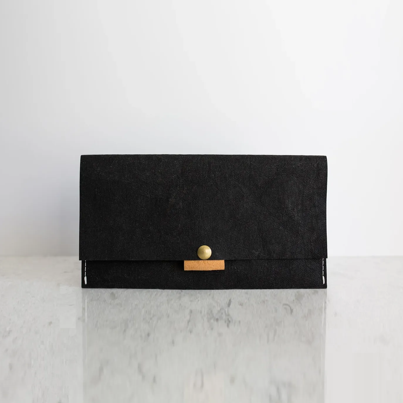 The Commuter Wallet in Black