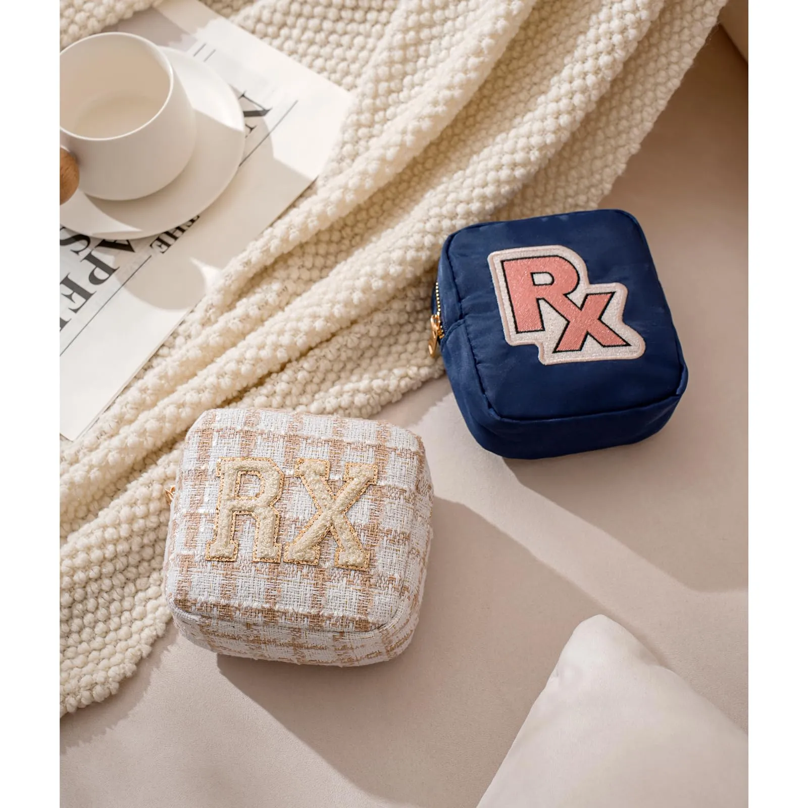 uekeboag Personalized Small Checkered Medicine Cosmetic Bag, Cute Plaid Pattern Chenille Letter Patch RX Drug Pouch with Zipper, Makeup Travel Gift Bag for Women and Girls (07Checkered)