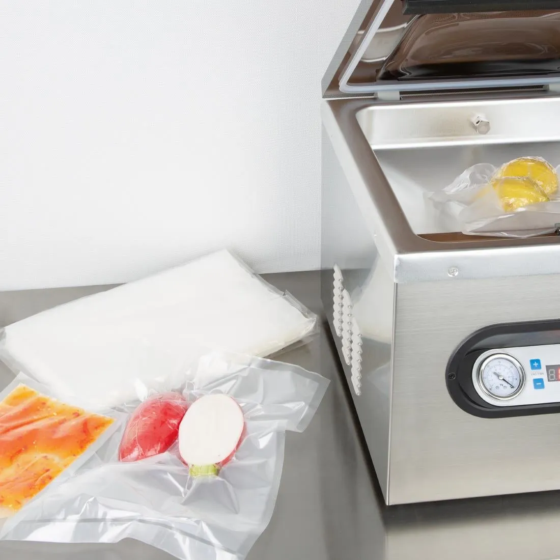 Vogue Vacuum Sealer Bags Embossed 200x400mm (50 Pack)