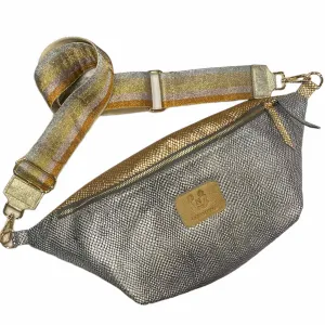XXL SILVER AND GOLD LEATHER STATMENT BELT BAG